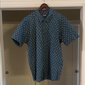 Patagonia Men’s Teal Short-Sleeve Button-Down with Small White Print